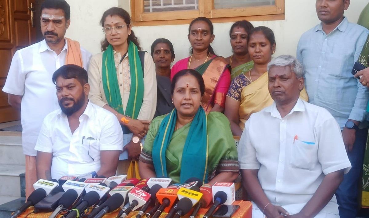 கோயில்-பூஜைகளில்-தமிழுக்கு-முக்கியத்துவம்-அளிக்க-வேண்டும்:-வானதி-சீனிவாசன்-வலியுறுத்தல்