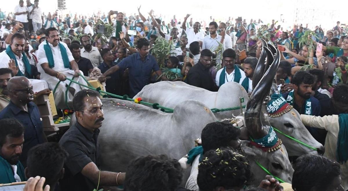 அதிமுக-கொண்டு-வந்த-திட்டங்களை-ஸ்டிக்கர்-ஒட்டி-முதல்வர்-ஸ்டாலின்-திறந்து-வருகிறார்:-இபிஎஸ்-குற்றச்சாட்டு