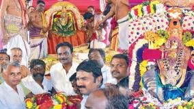 srirangam-namperumal-bestowed-the-seervarisai-to-samayapuram-mariamman