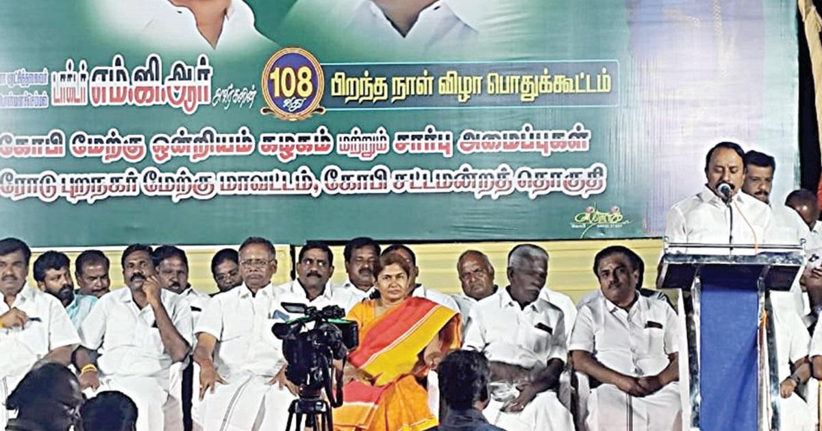 “வாய்ப்பு வந்தபோது நான் அக்கறை​ காட்டவில்லை” - அதிமுக பொதுக்கூட்டத்தில் செங்கோட்டையன் பேசியது என்ன?