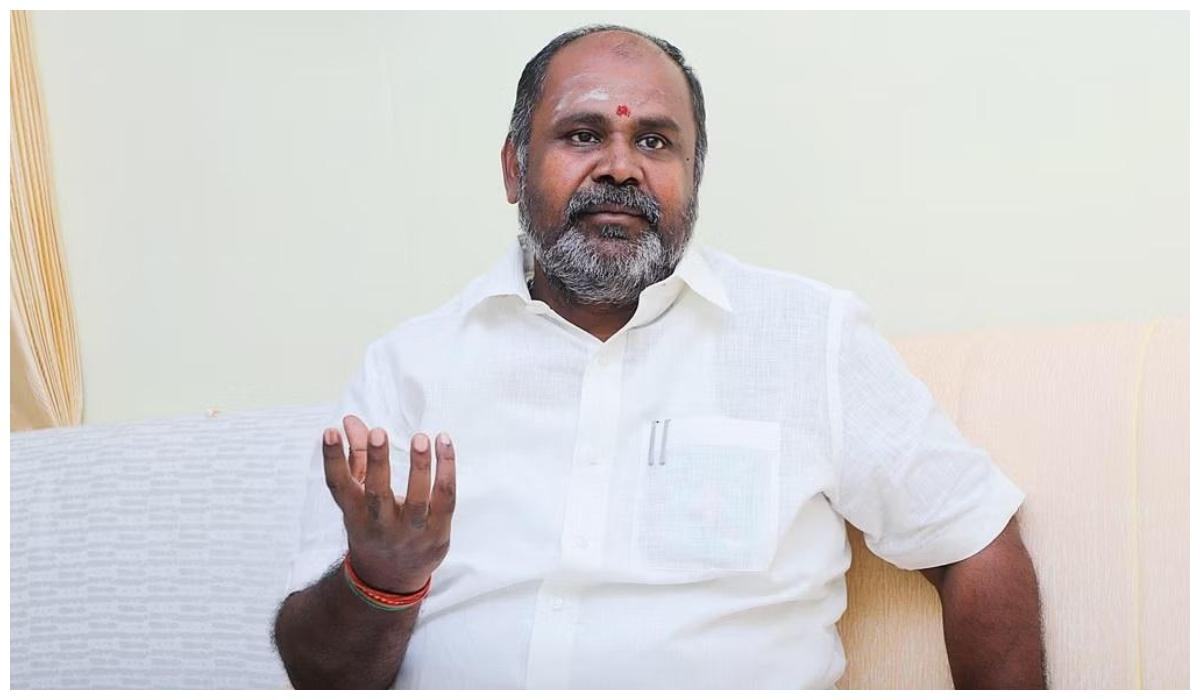 “எம்ஜிஆர்,-ஜெயலலிதாவின்-மறு-உருவமாக-இபிஎஸ்-இருக்கிறார்”---ஆர்.பி.உதயகுமார்-பேச்சு