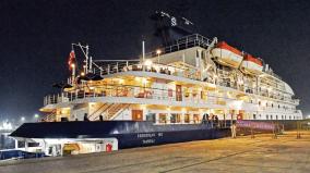 england-luxury-ship-arrives-at-chennai-port