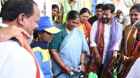 revanth-inaugurates-first-of-its-kind-mahila-samaikya-petrol-bunk