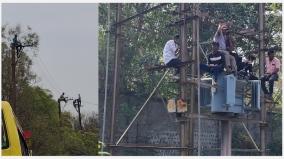 eb-contract-workers-protest-at-mettur