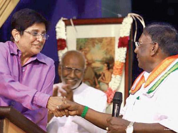 504495-kiran-bedi-narayanasamy-friendship