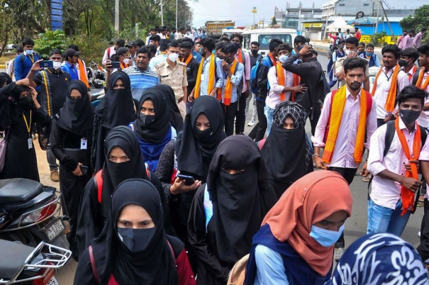 karnataka-hc-interim-order-on-hijab-row