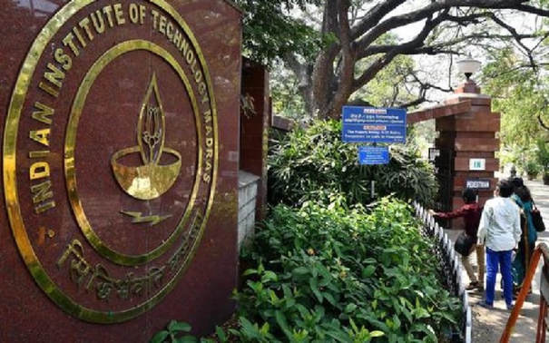 18700-student-seats-vacant-in-iits-nits