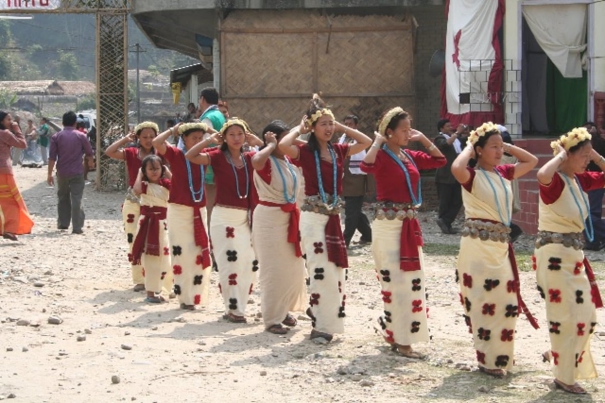 amid-hijab-row-arunachal-schools-allow-students-to-wear-traditional-attires-to-class-every-monday