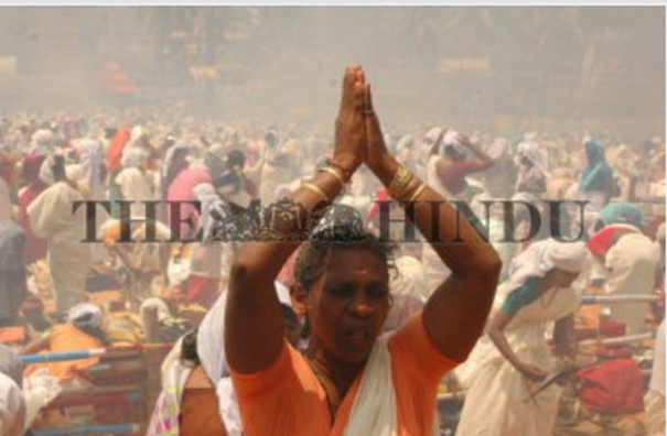 pongal-worship-at-the-famous-aatrukkal-bhagavathi-ammantemple-today