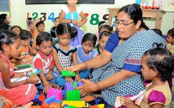 students-should-not-be-admitted-to-anganwadi-center-lkg-ukg