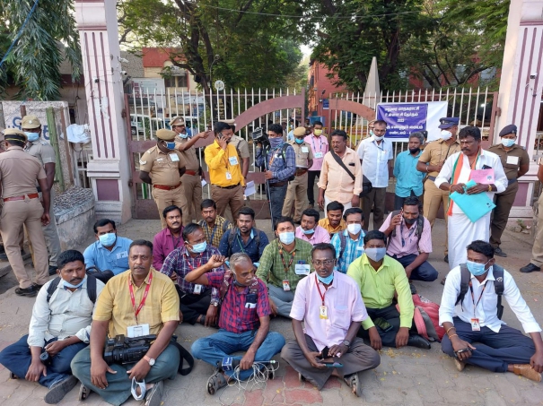 madurai-reporters-protest