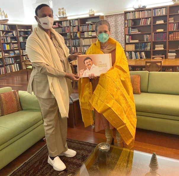 mk-stalins-book-launch-invitation-to-sonia