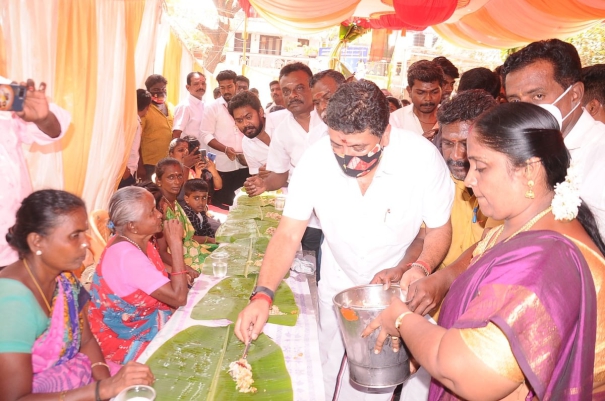 ptr-palanivel-thiyagarajan-celebrate-his-father-birthday-like-madurai-style