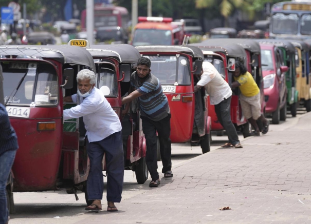 india-to-provide-additional-500-million-dollar-for-fuel-to-srilanka