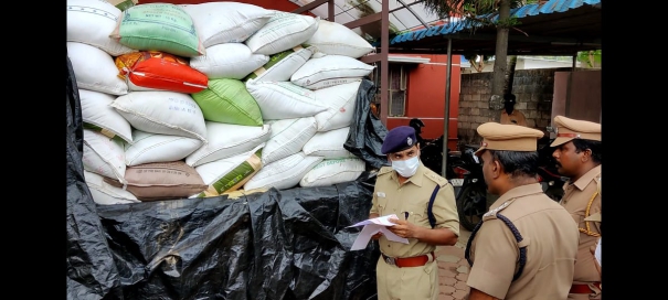 8-tonnes-of-smuggled-ration-rice-was-seized