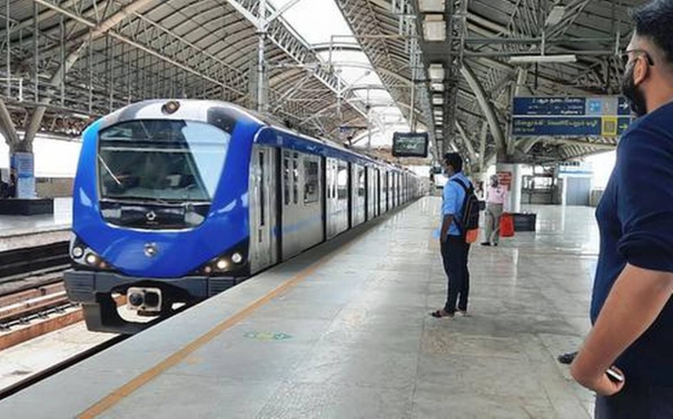 case-seeking-ban-on-metro-rail-project-tamil-nadu-government-ordered-to-respond