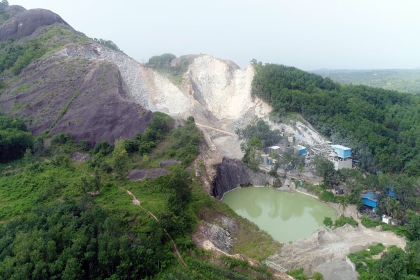 three-killed-in-quarry-accidentquarry-owner-arrested