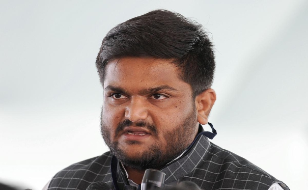 i-wasted-3-years-in-congress-says-hardik