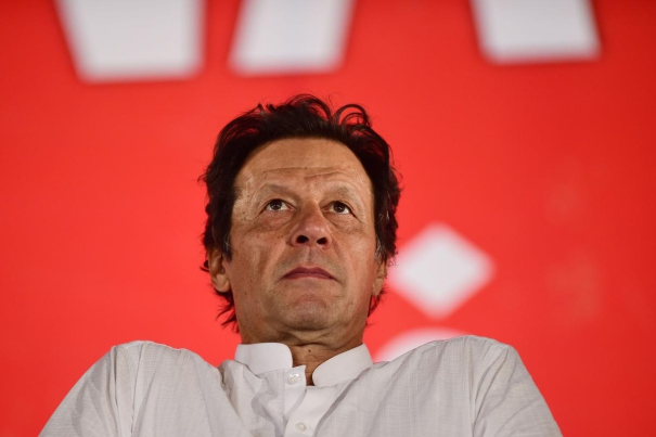 imran-khan-praises-india-for-fuel-prices-cut