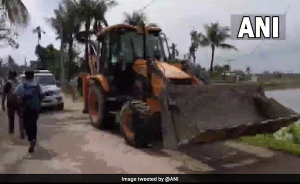 bulldozers-take-down-homes-of-accused-in-assam-police-station-attack