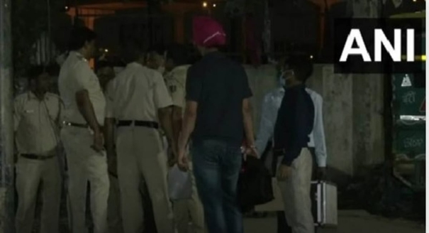 young-man-enters-house-at-midnight-and-is-shot-dead-terror-in-delhi