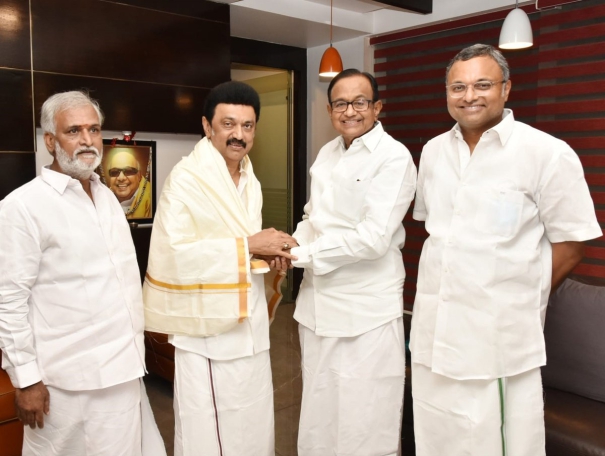 p-chidambaram-meets-chief-minister-stalin-and-congratulates-him