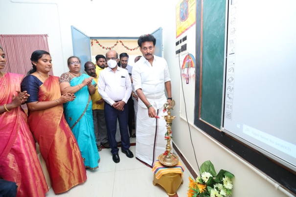 launch-of-a-new-program-in-the-illam-thedi-education-program