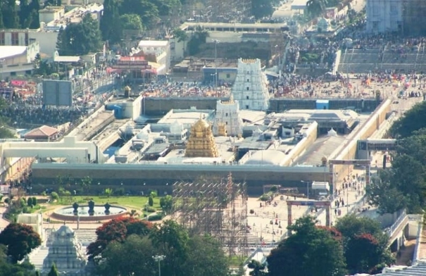 record-in-the-history-of-tirupati-devasthanam-130-crore-bill-collection-in-one-month