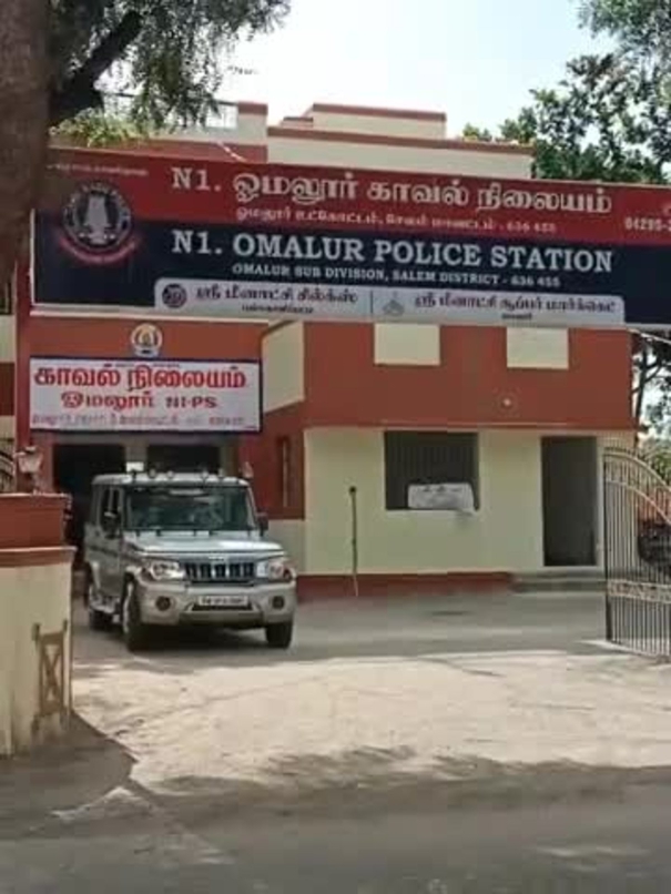 five-married-couple-who-took-refuge-in-omalur-police-station