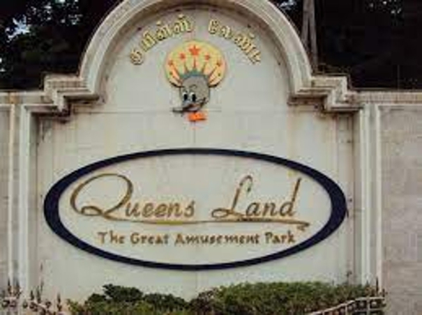 government-land-recovered-in-queens-land-park