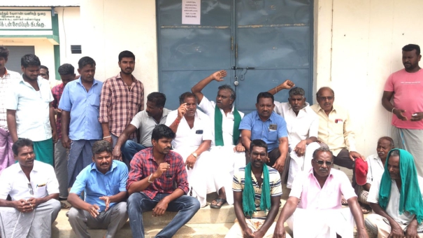 cotton-farmers-protest-in-mannargudi