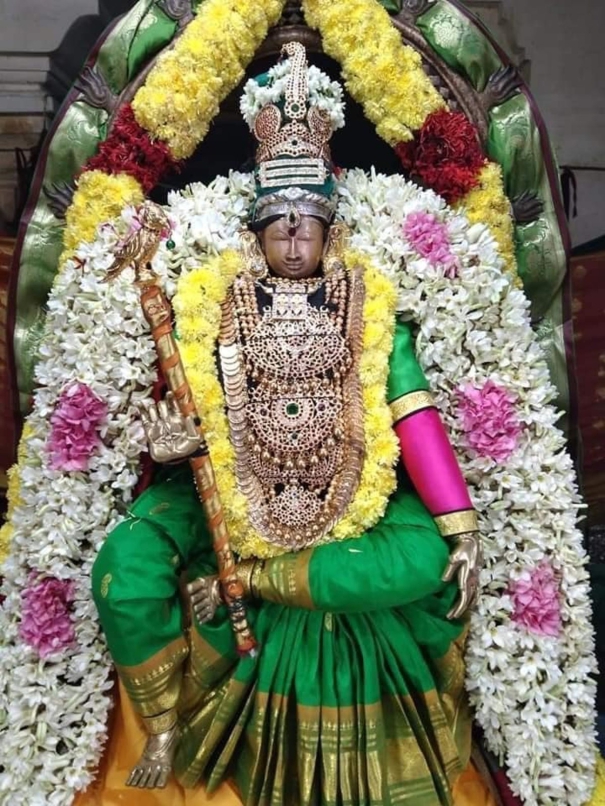 arultharum-sakthi-bedangal-30-thirukkadaiyur-abirami