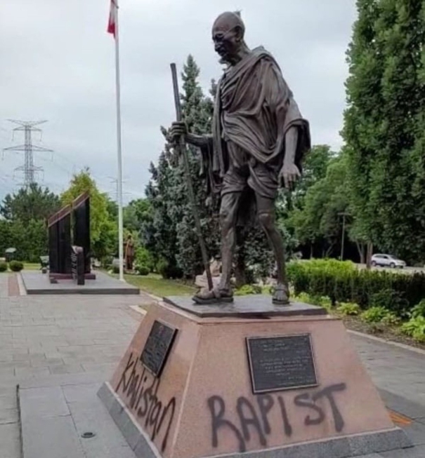 gandhi-statue-desecrated-in-canada-india-expresses-grief