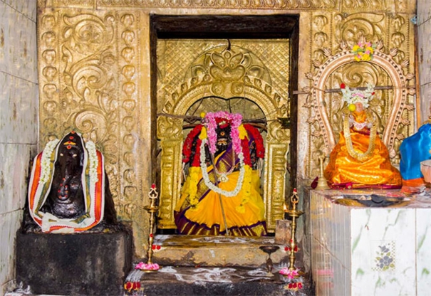 mazhai-tharuval-manalur-mariamman