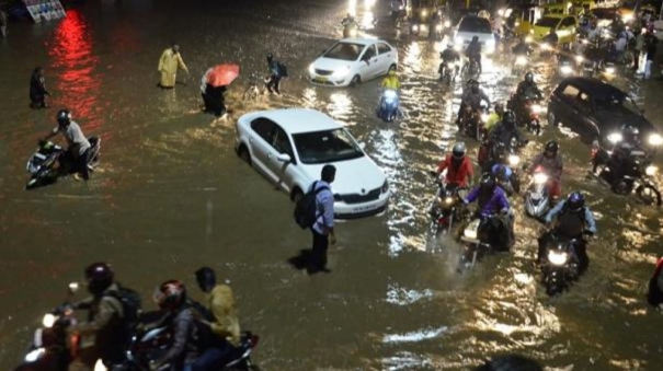 madurai-affect-by-heavy-rain-due-no-water-outlet