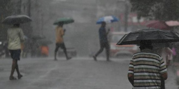 heavy-rains-kill-6-in-kerala-red-alert-for-ten-districts