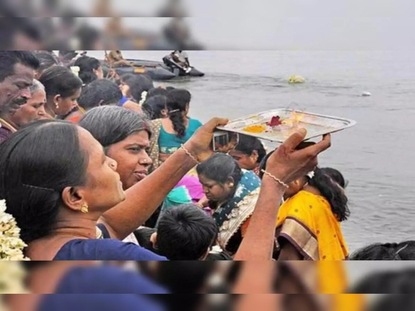 kaavirikku-mariyadhai-dhanam-dhaaniyam-tharum-aadiperukku