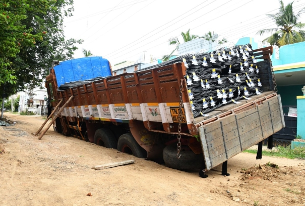 road-damage-in-madurai-corporation