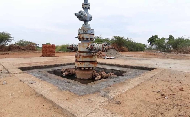 tiruvarur-district-collector-ordered-to-close-the-ongc-well-in-periyagudi