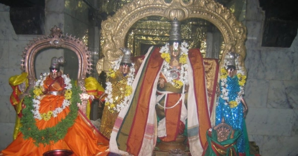 nellai-vengadanadhanukku-paayasam-neivedhiyam