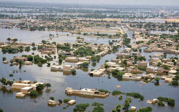 pakistan-declares-national-emergency-as-937-die-in-floods