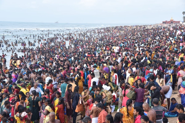 kanda-shashti-festival-begins-at-tiruchendur-subramanyar-swamy-temple-surasamharam-on-30th