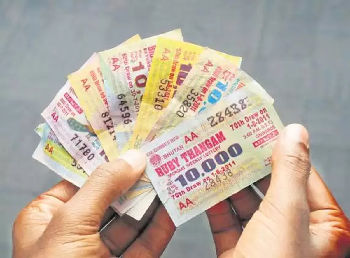 கடலூரில் ஒரு நம்பர் லாட்டரி ( சுரண்டல் ) விற்பனை அமோகம் 4பேர்  கைது…