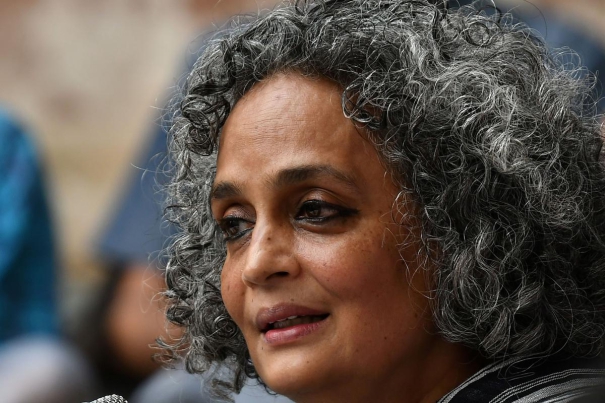 arundhati-roy-birthday-special