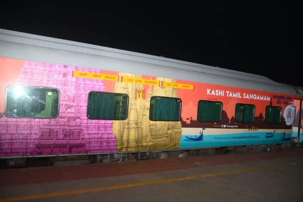 passengers-took-the-next-train-from-coimbatore-to-attend-the-kashi-tamil-sangam