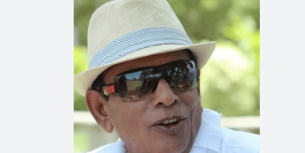 multifaceted-artist-anumohan-asked-rajini-a-snake-question