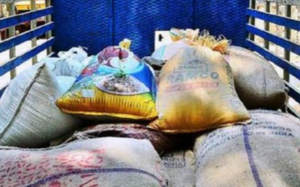 2-tons-of-ration-rice-that-was-stashed-to-be-smuggled-to-kerala-seized