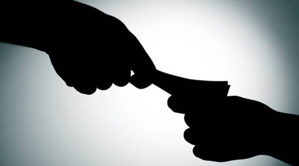 panchayat-president-arrested-for-taking-6000-bribe