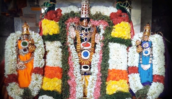 thirupadhiripuliyur-sri-varadharaja-perumal-temple-aani-brahmotsavam-kadaloor-devanampattinam-seashore-festival-theerthavari-ulagalantha-perumal