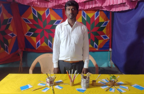 eco-friendly-paper-pen-made-by-dindigul-entrepreneur